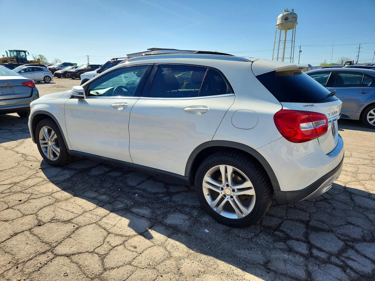 2016 MERCEDES-BENZ GLA 250 — снимка 2