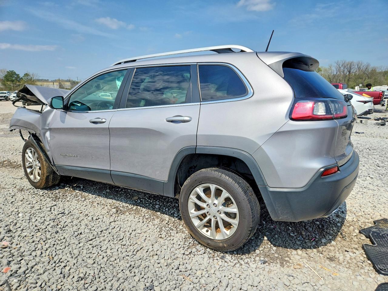 2019 JEEP CHEROKEE LATITUDE — снимка 2