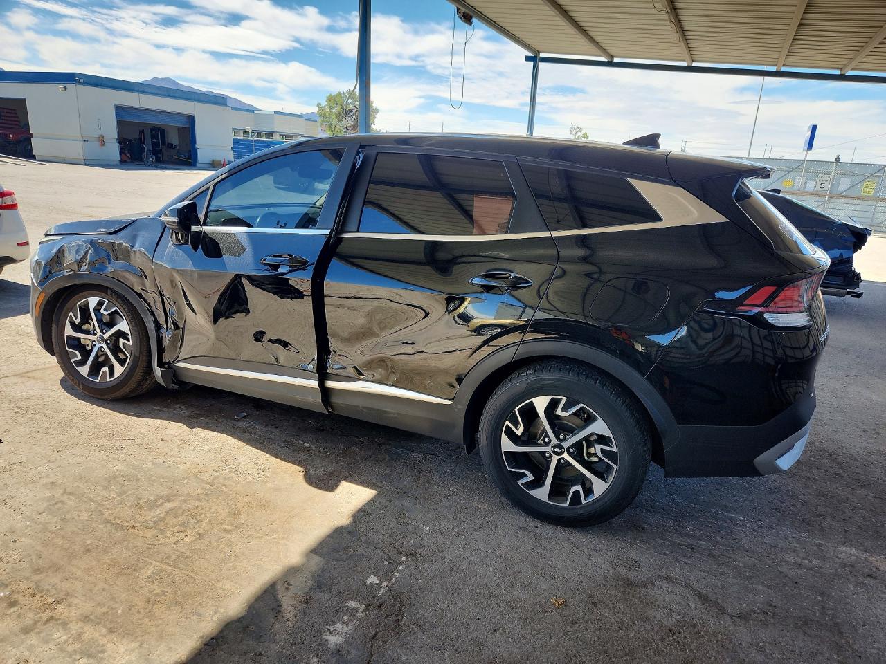 2023 KIA SPORTAGE EX — снимка 2