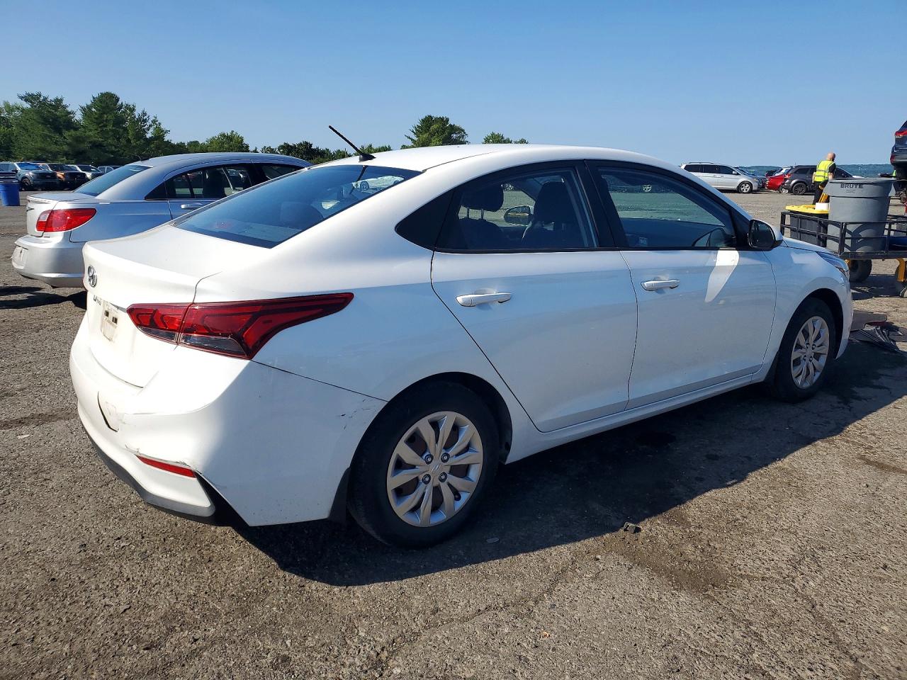 2019 HYUNDAI ACCENT SE — снимка 3