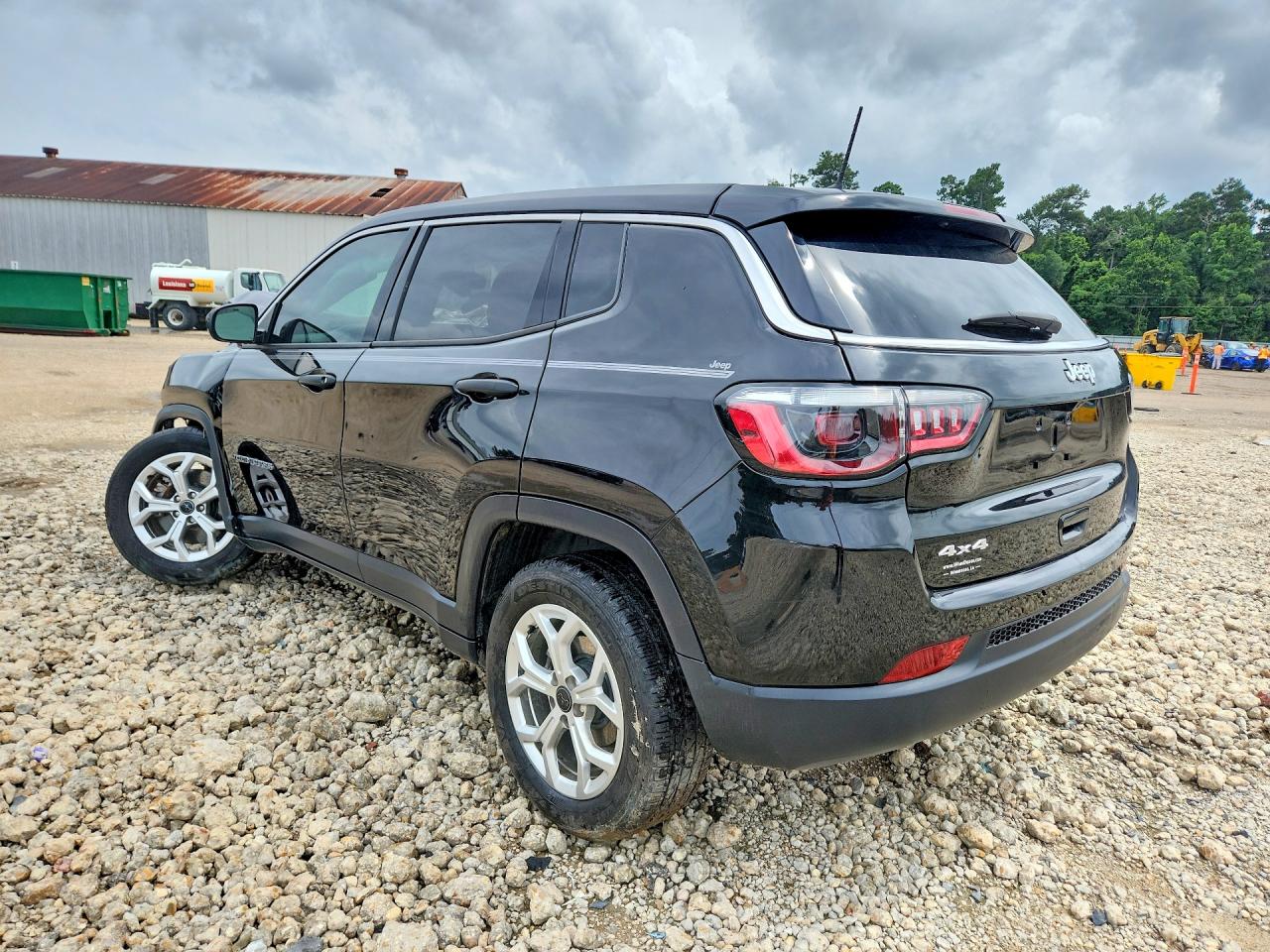2025 JEEP COMPASS SPORT — снимка 2