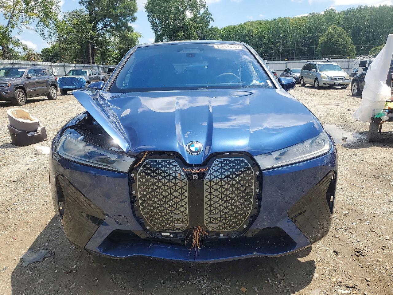 2025 BMW IX XDRIVE50 — снимка 5