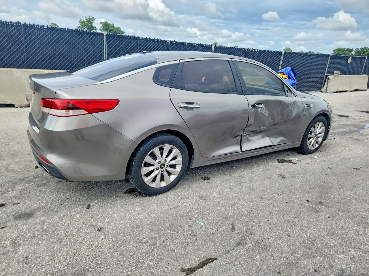 2016 KIA OPTIMA LX — снимка 3