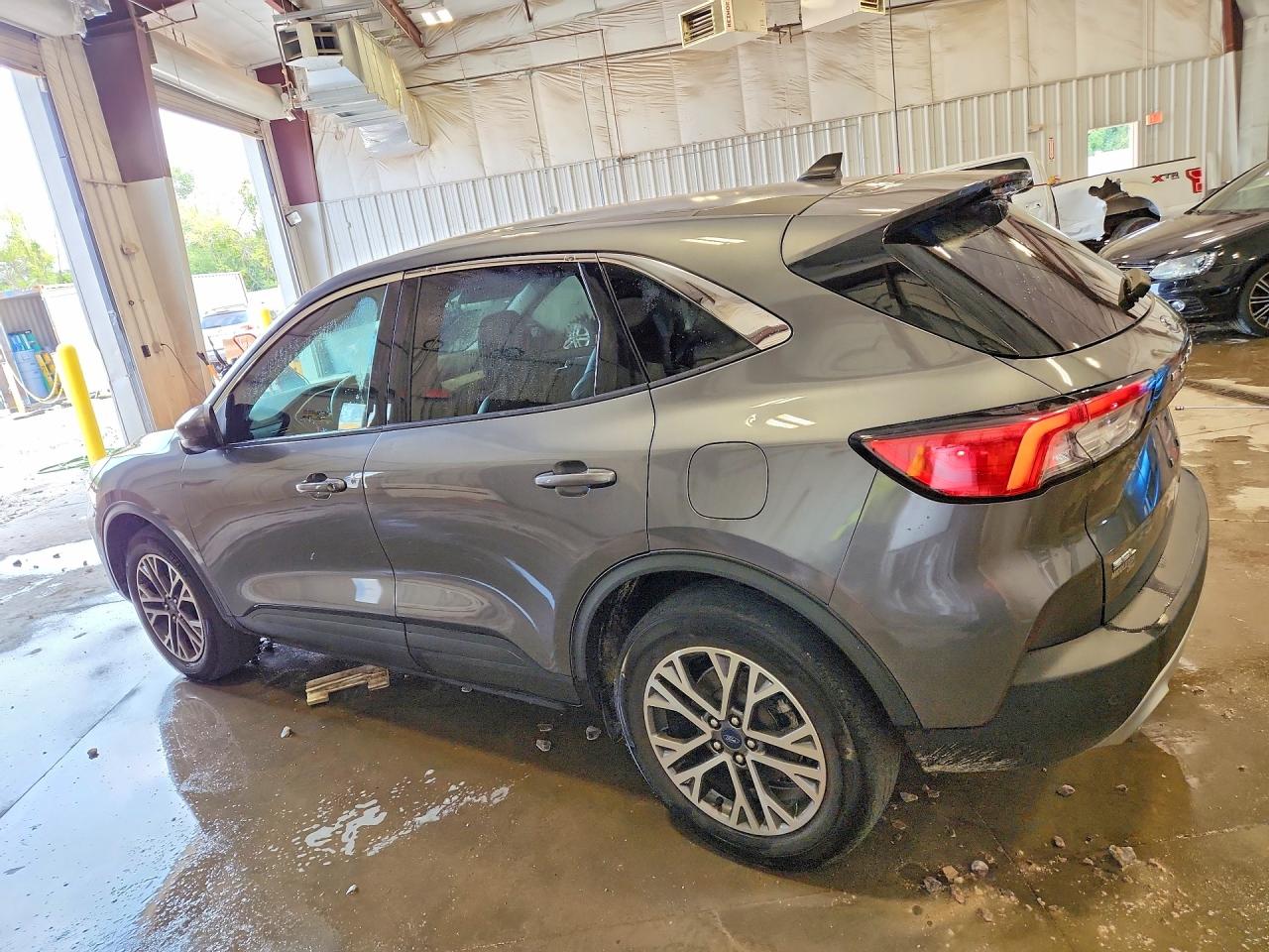 2022 FORD ESCAPE SEL — снимка 2