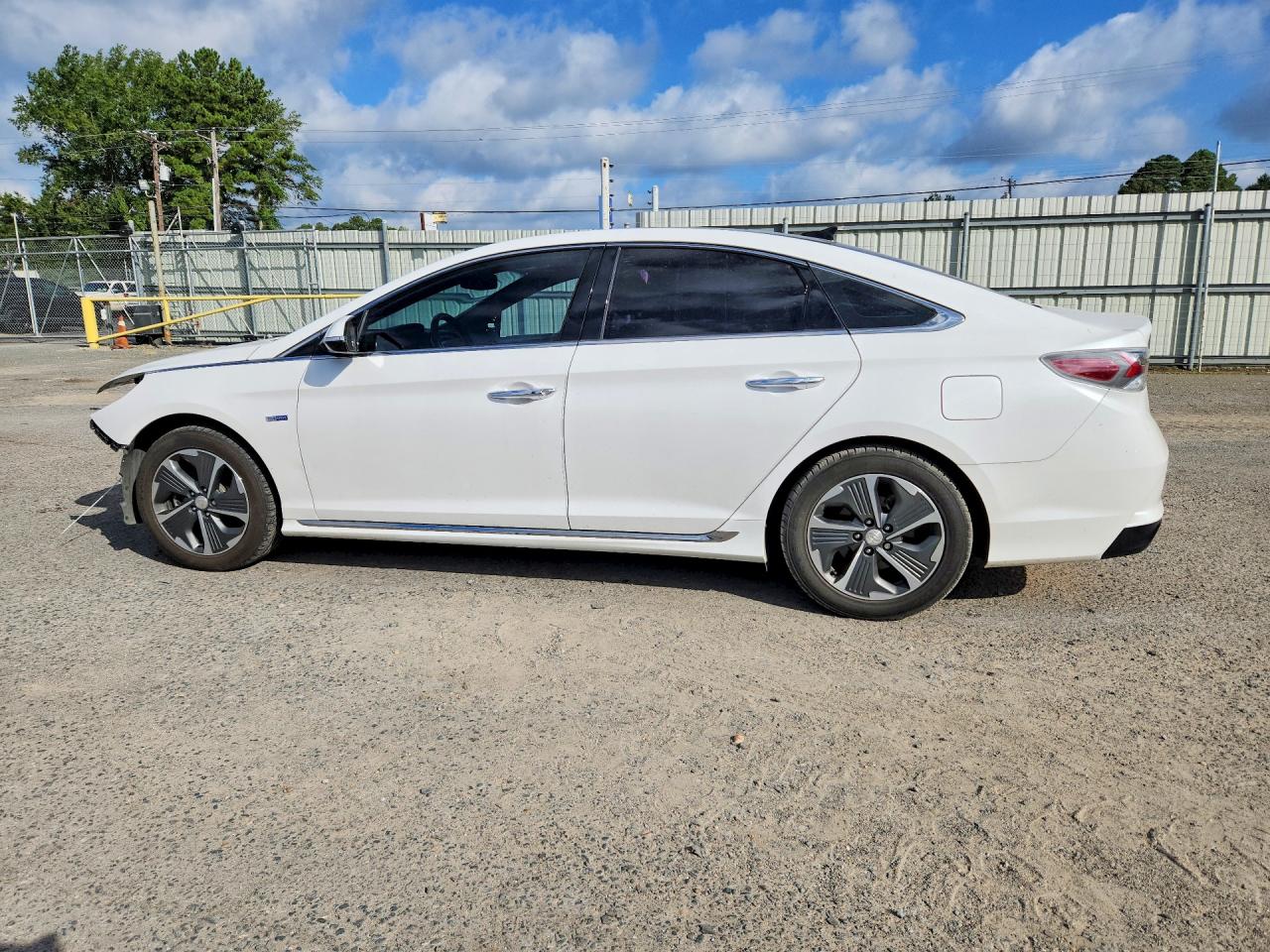 2019 HYUNDAI SONATA HYBRID LIMITED — снимка 2
