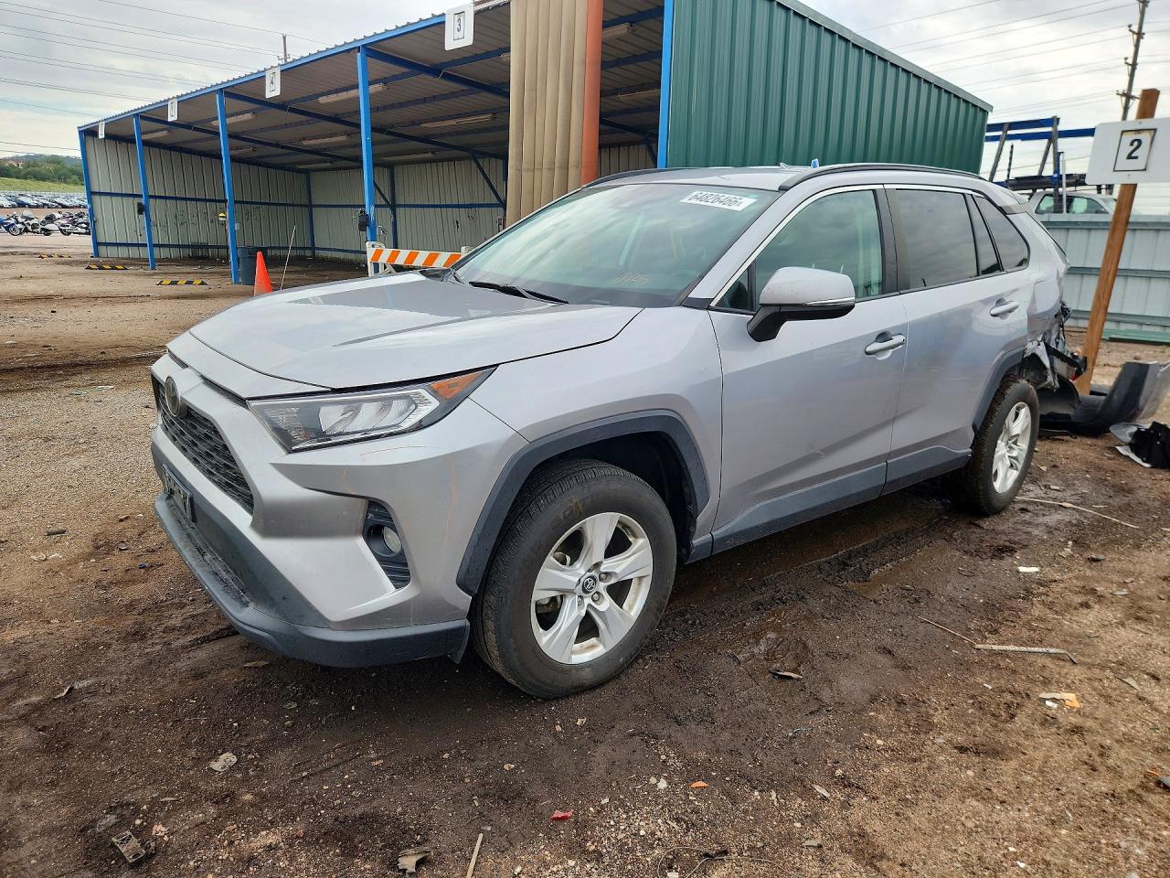 2021 TOYOTA RAV4 XLE