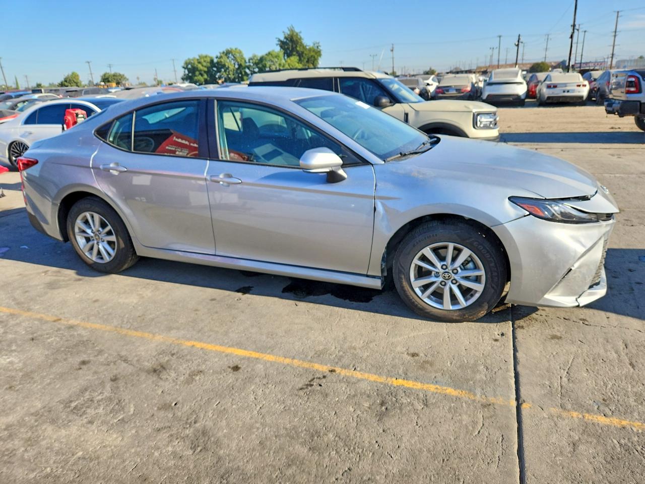 2026 TOYOTA CAMRY LE — снимка 4