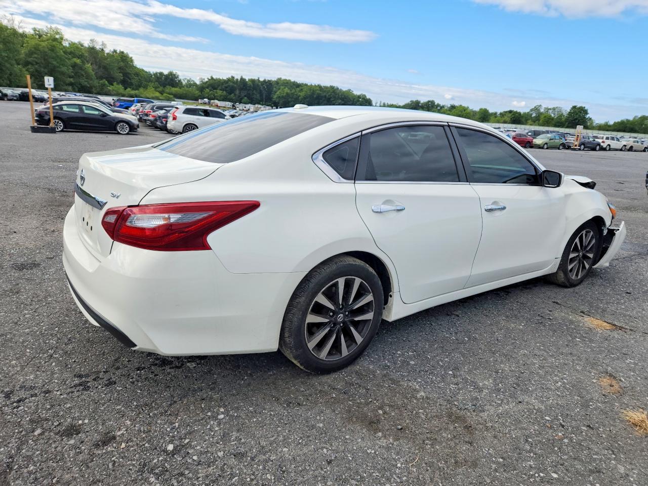 2018 NISSAN ALTIMA 2.5 SV — снимка 3