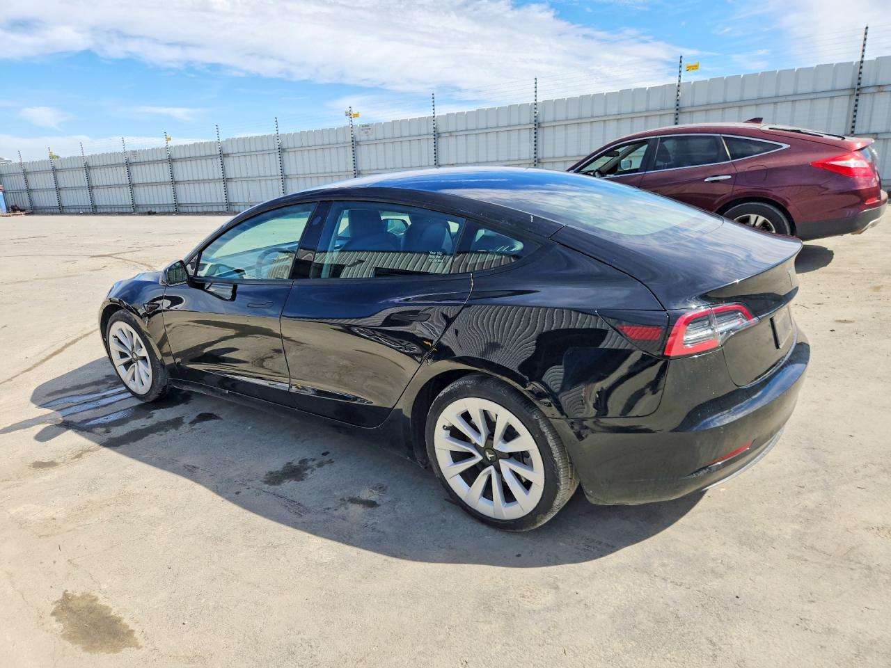 2022 TESLA MODEL 3 — снимка 2