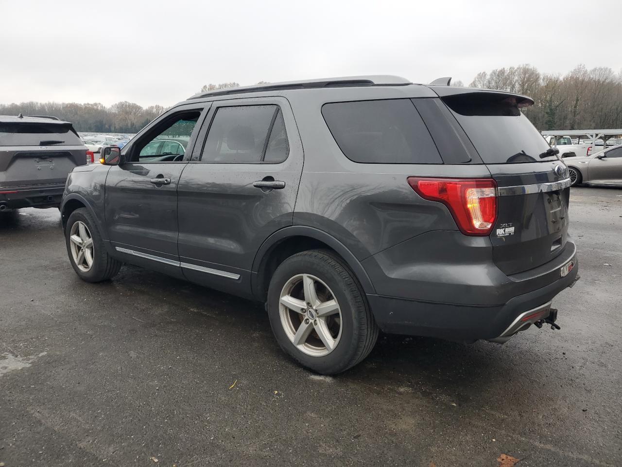 2016 FORD EXPLORER XLT — снимка 2