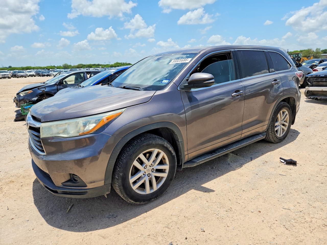 2015 TOYOTA HIGHLANDER LE