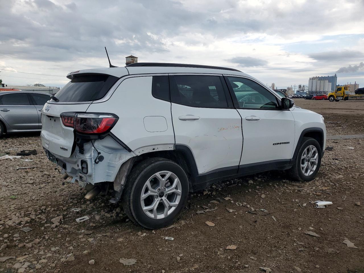 2025 JEEP COMPASS LATITUDE — снимка 3