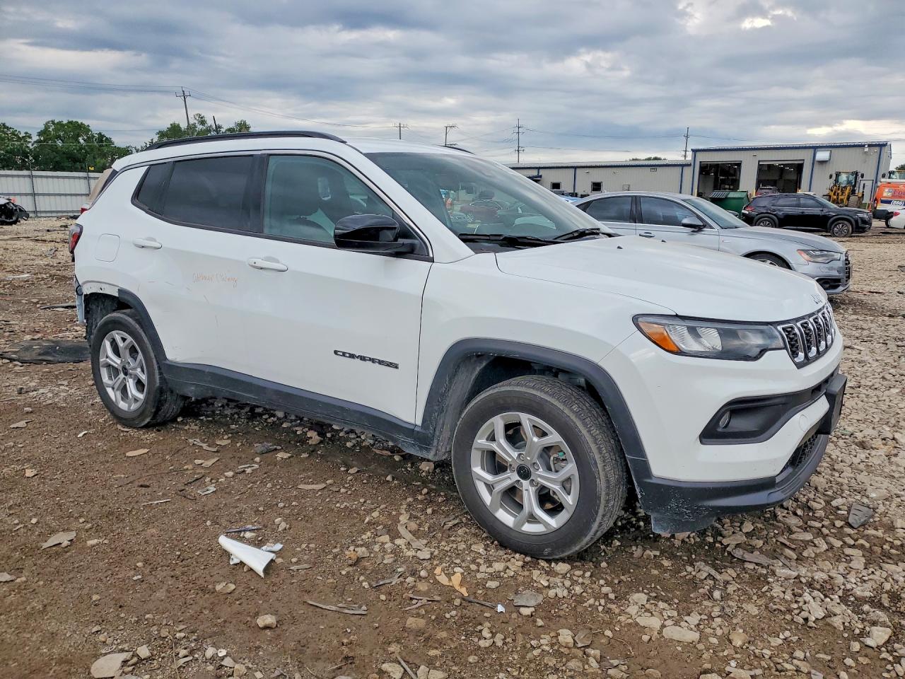 2025 JEEP COMPASS LATITUDE — снимка 4
