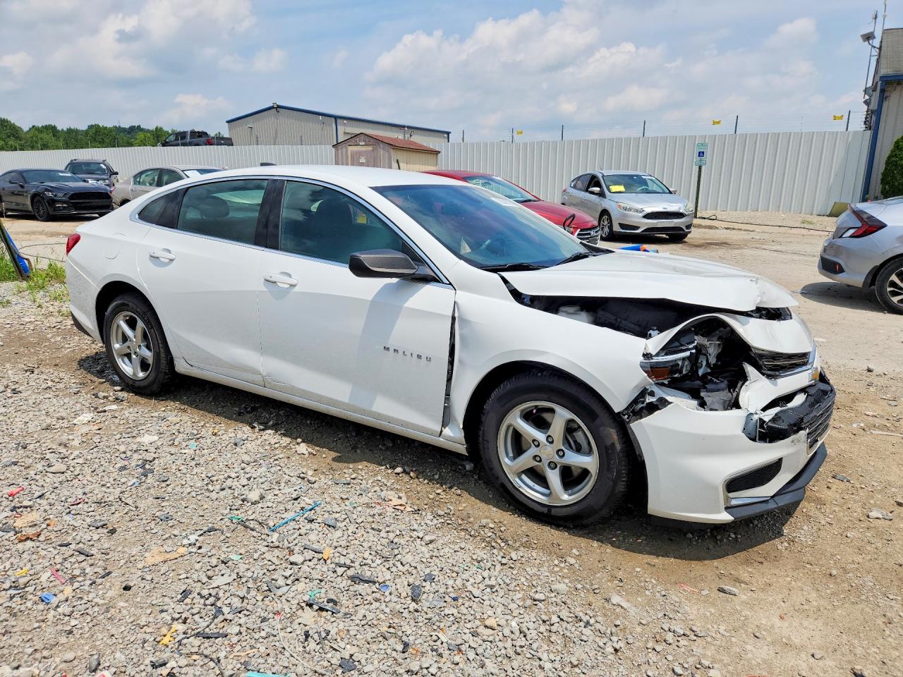 2018 CHEVROLET MALIBU LS — снимка 4