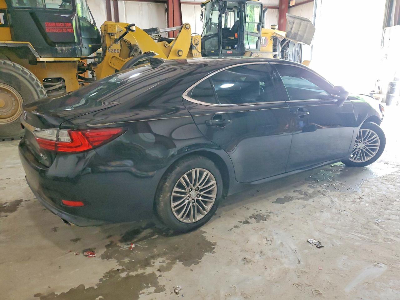2016 LEXUS ES 350 — снимка 3