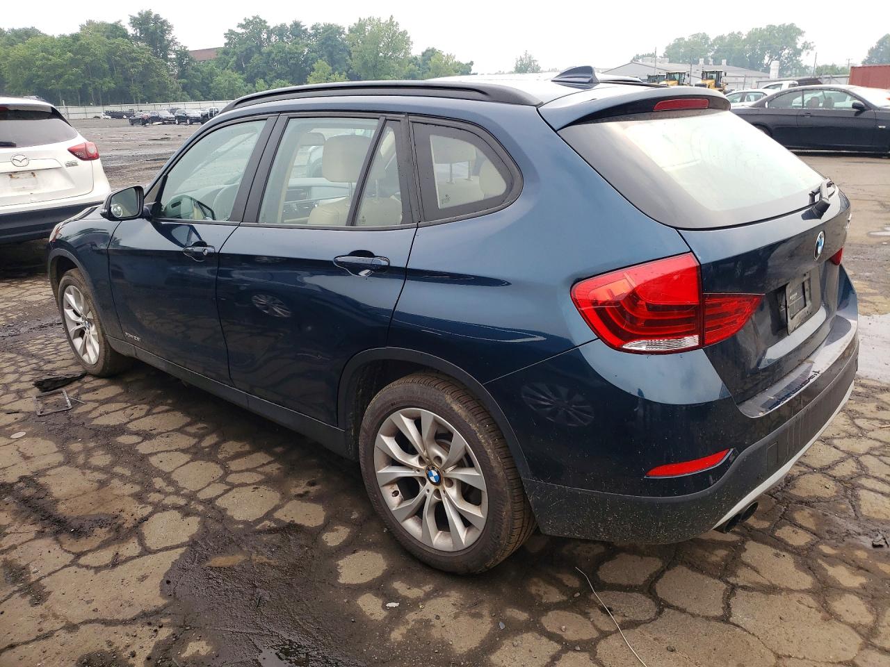 2013 BMW X1 XDRIVE28I — снимка 2