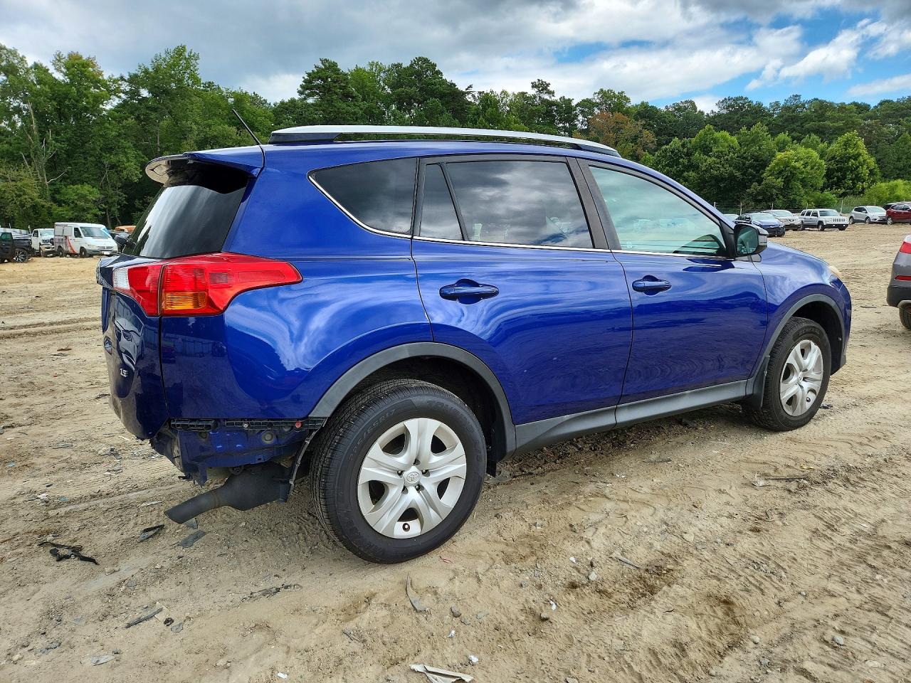 2015 TOYOTA RAV4 LE — снимка 3