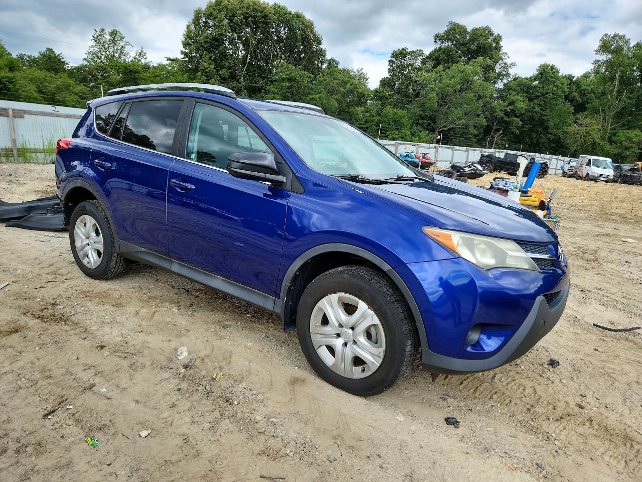 2015 TOYOTA RAV4 LE — снимка 4