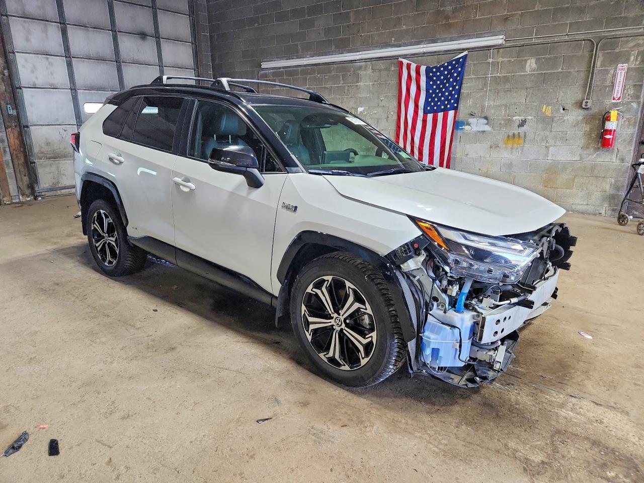 2023 TOYOTA RAV4 PRIME XSE — снимка 4