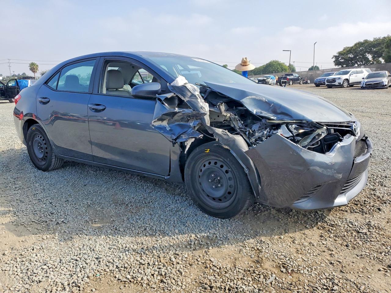 2015 TOYOTA COROLLA LE — снимка 4