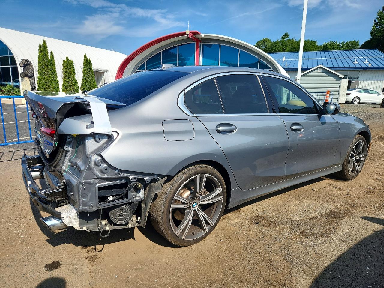 2024 BMW 330XI — снимка 3