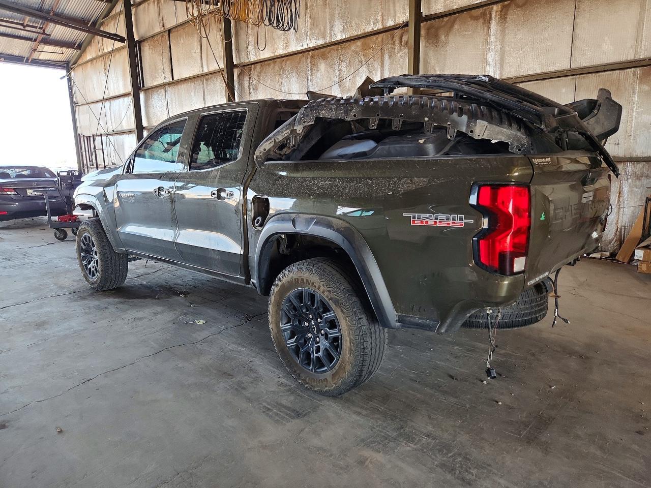 2025 CHEVROLET COLORADO TRAIL BOSS — снимка 2