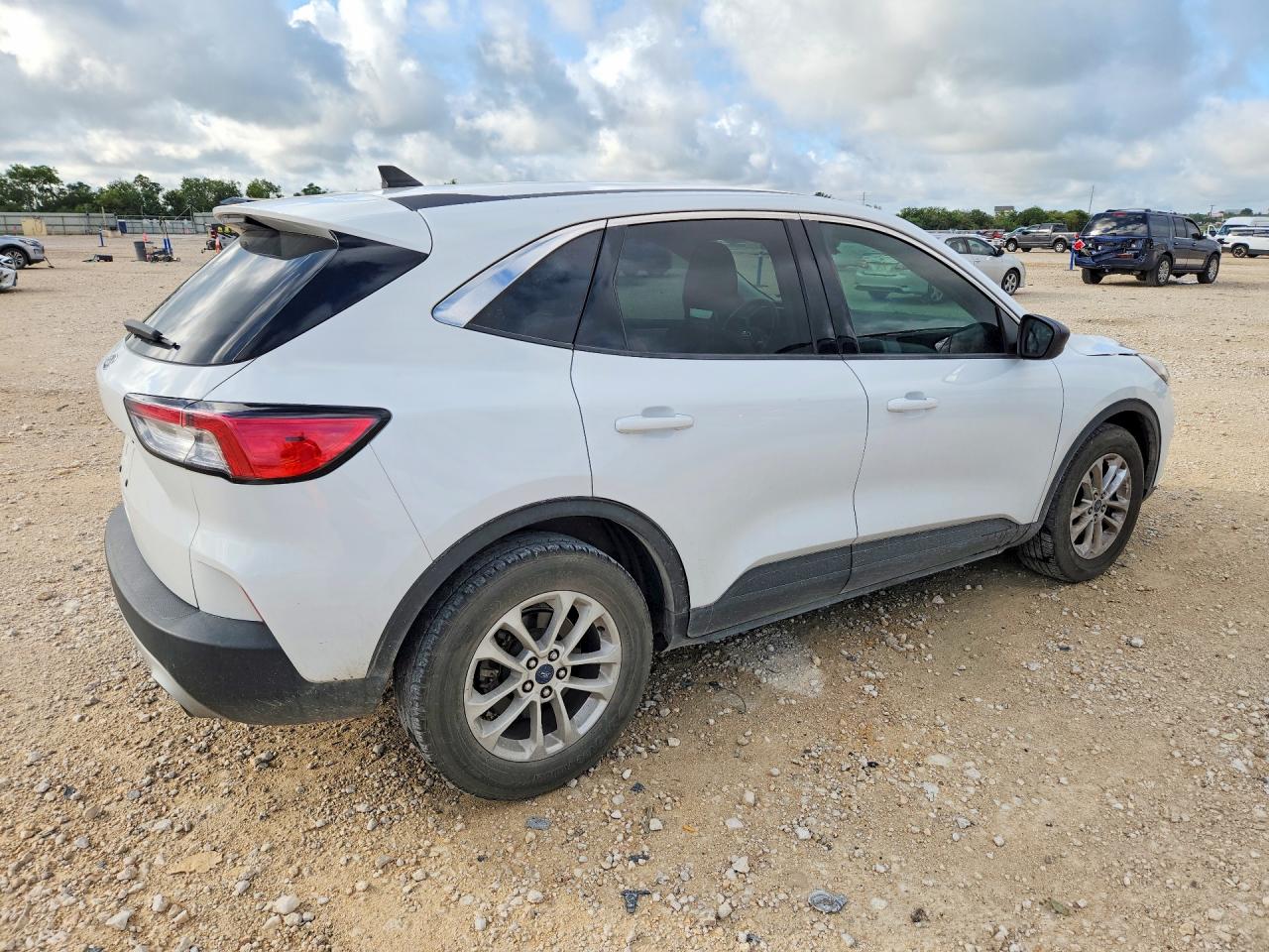 2022 FORD ESCAPE SE — снимка 3