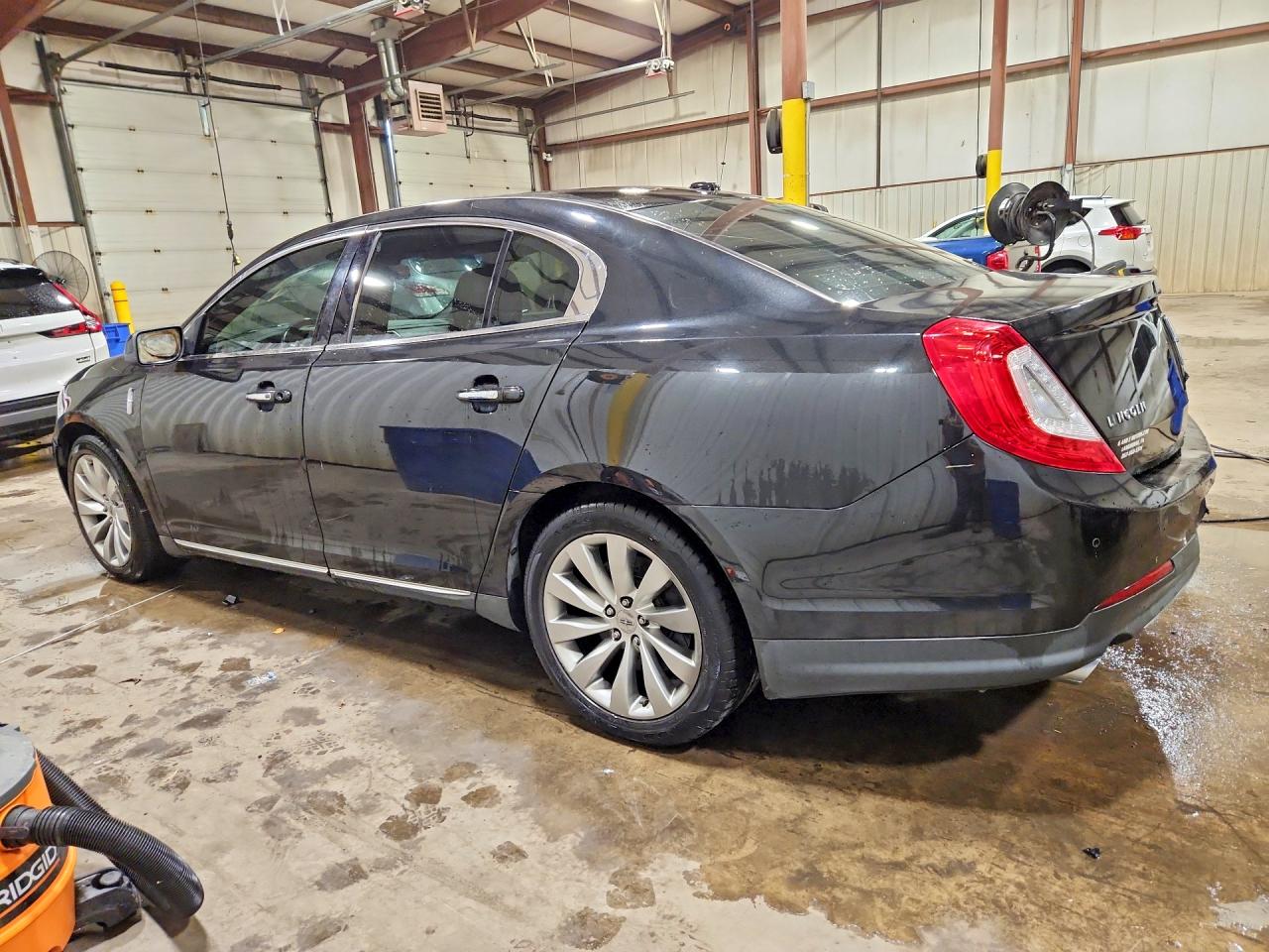 2013 LINCOLN MKS — снимка 2