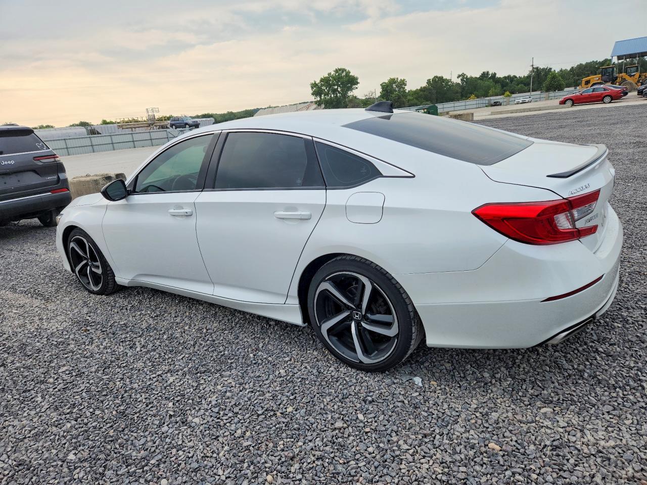 2021 HONDA ACCORD SPORT — снимка 2