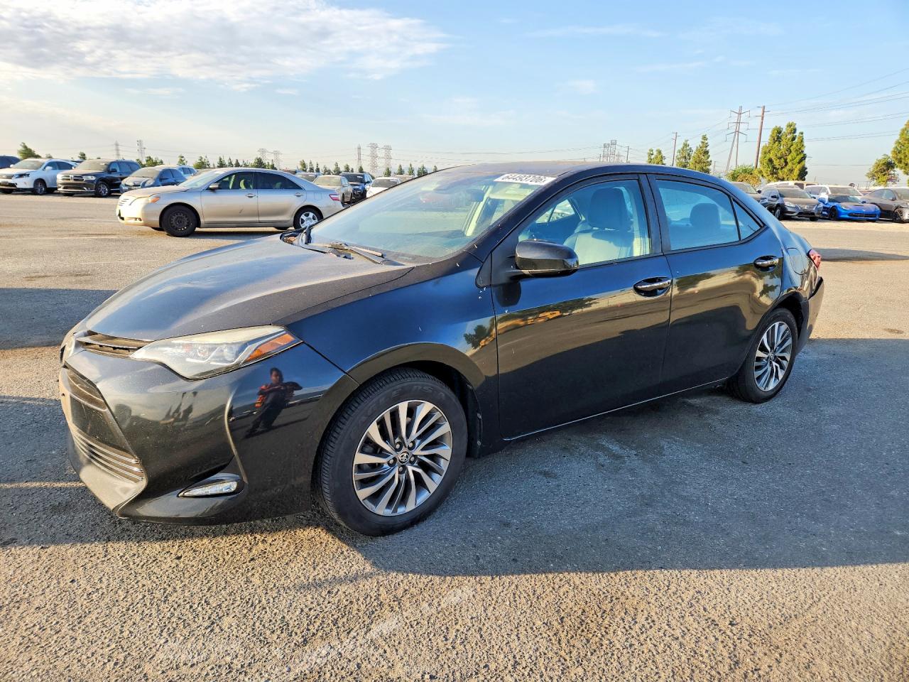 2018 TOYOTA COROLLA XLE