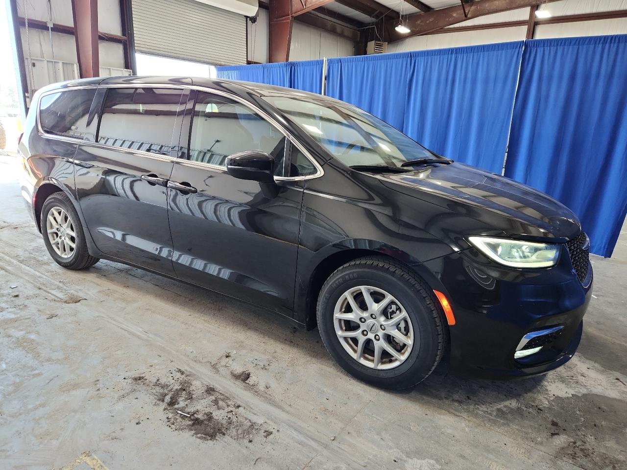 2023 CHRYSLER PACIFICA TOURING L — снимка 4