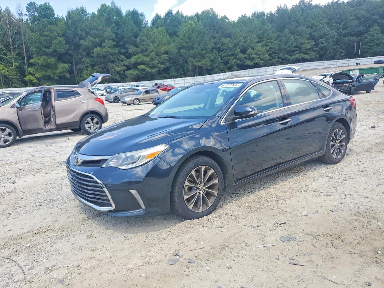 2018 TOYOTA AVALON XLE