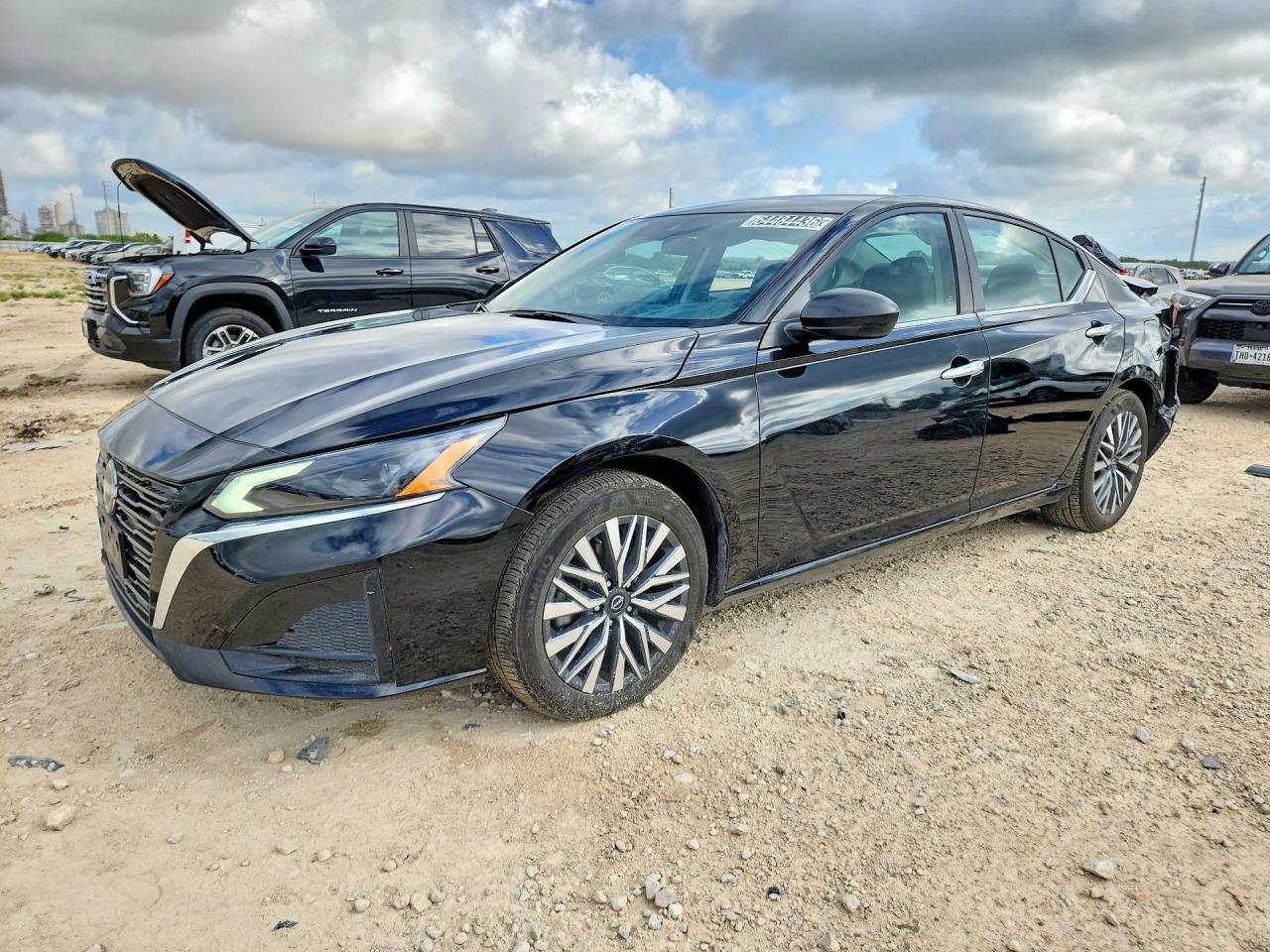 2025 NISSAN ALTIMA SV