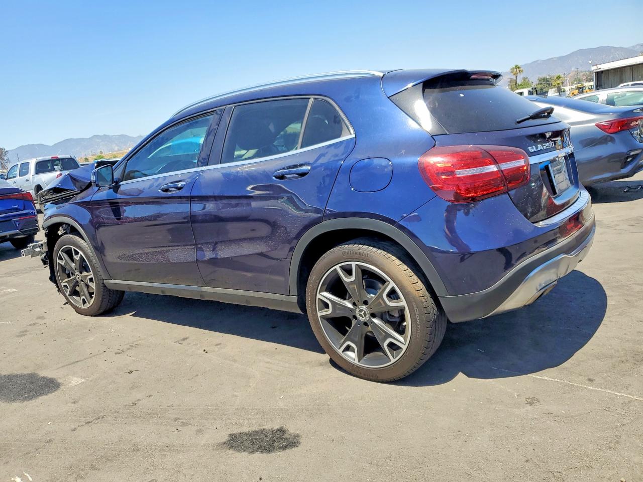 2019 MERCEDES-BENZ GLA 250 4MATIC — снимка 2