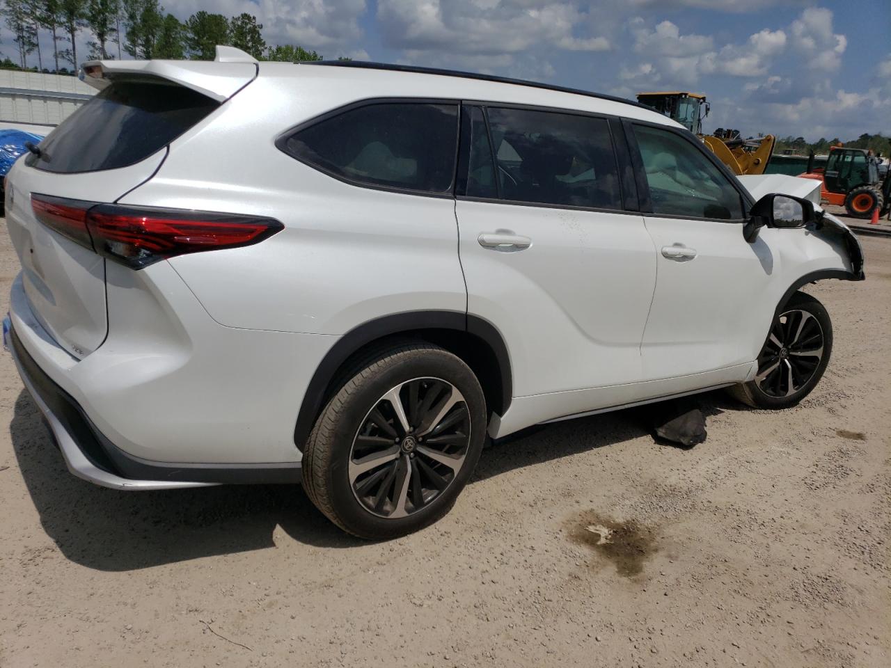 2022 TOYOTA HIGHLANDER XSE — снимка 3
