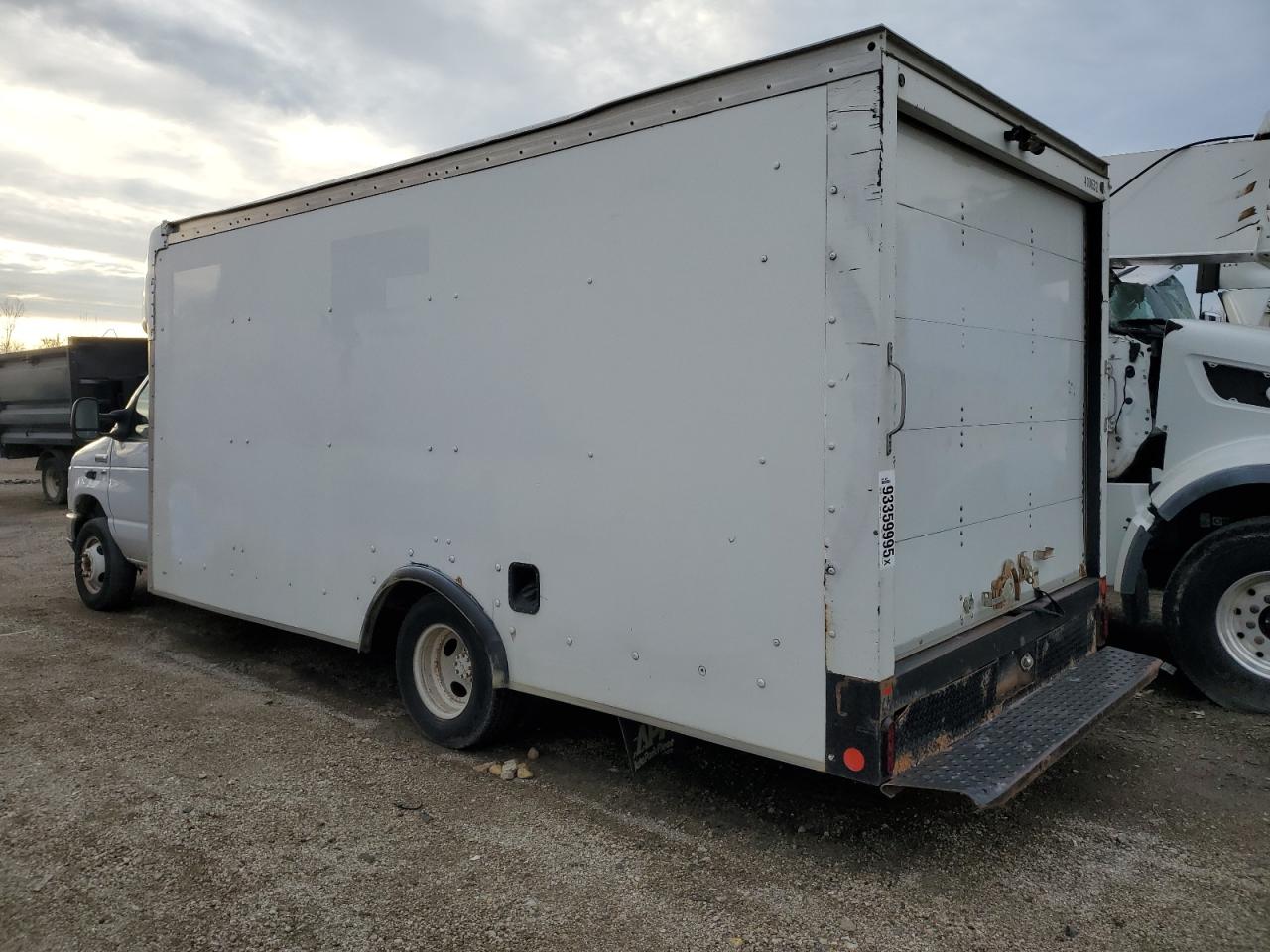 2018 FORD E-350 — снимка 2