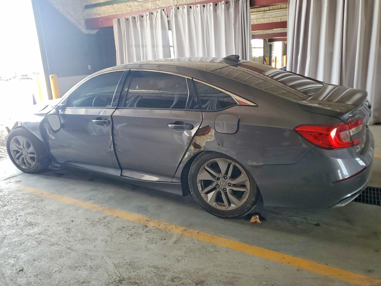2020 HONDA ACCORD LX — снимка 2