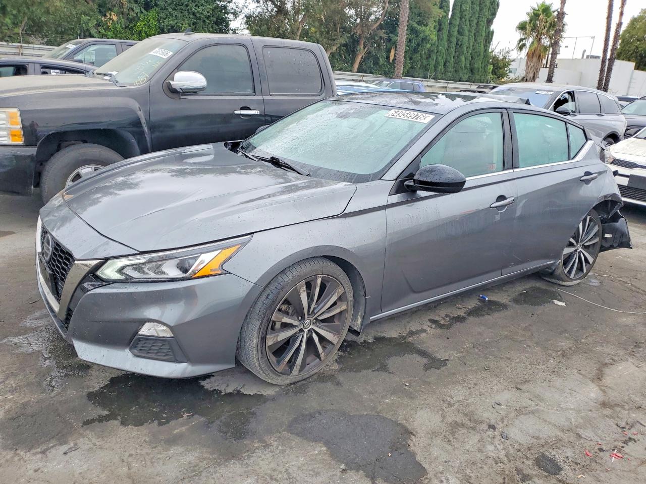 2022 NISSAN ALTIMA SR