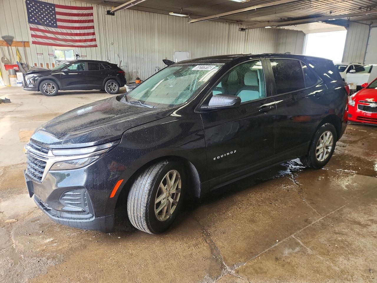 2022 CHEVROLET EQUINOX LS