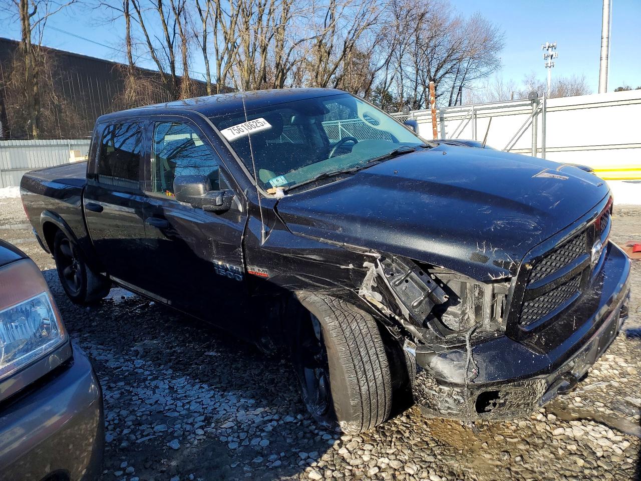 2015 RAM 1500 SLT — снимка 4