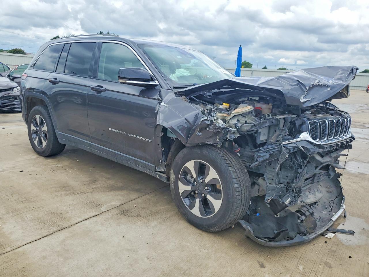 2023 JEEP GRAND CHEROKEE LIMITED 4XE — снимка 4
