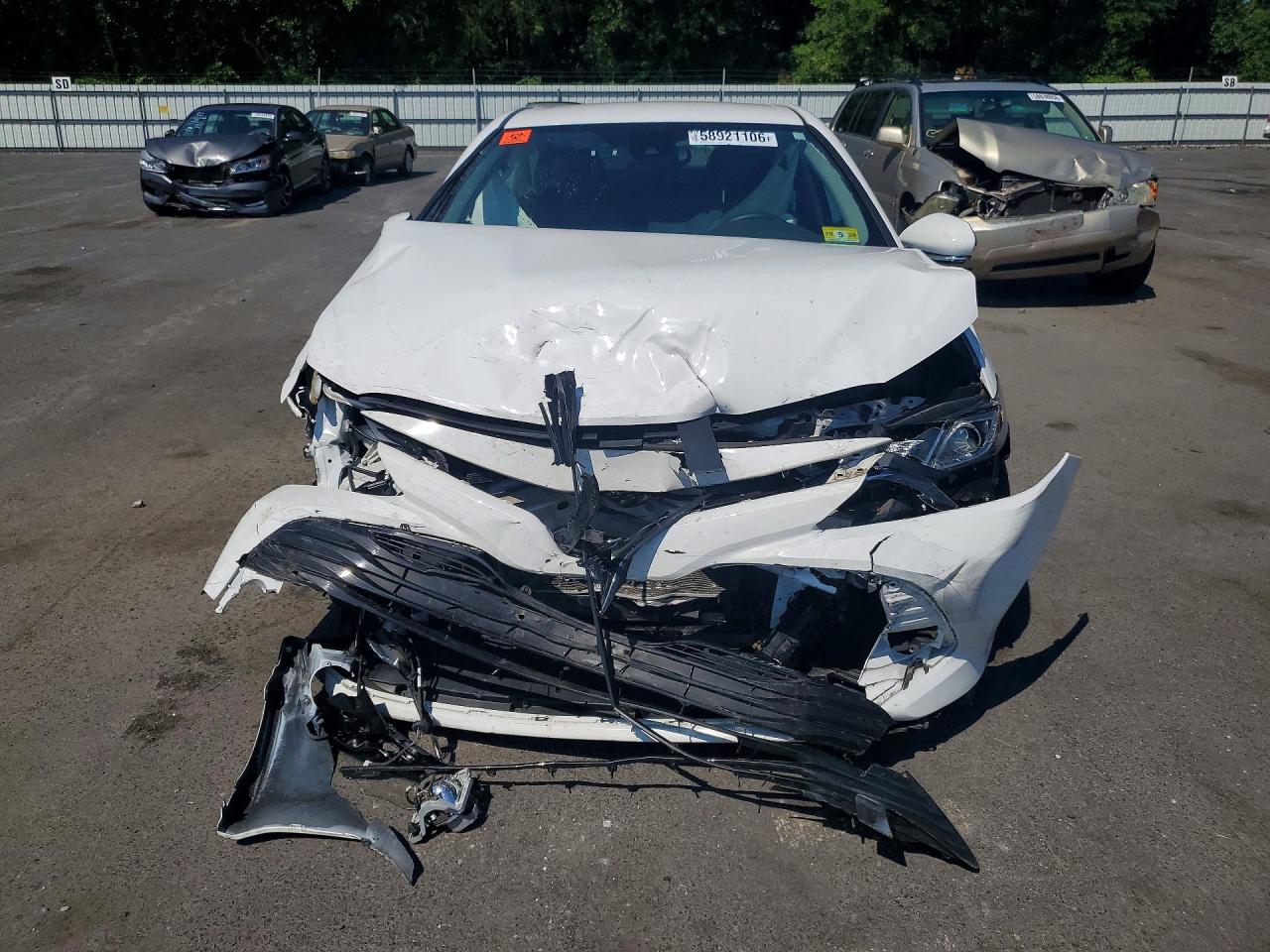 2019 TOYOTA CAMRY LE — снимка 5