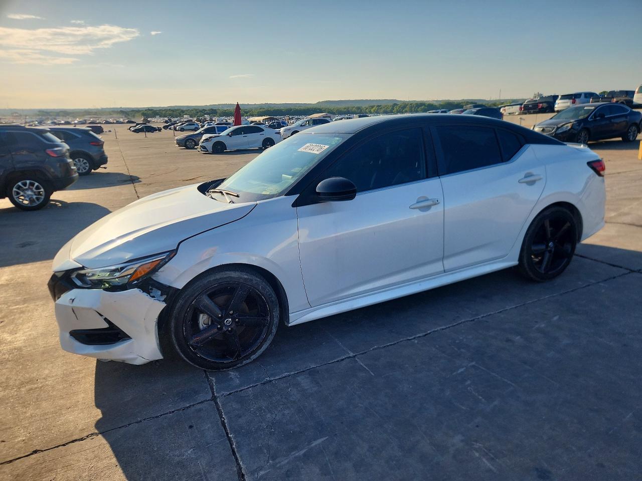 2023 NISSAN SENTRA SR