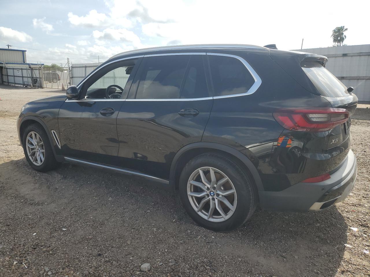 2021 BMW X5 SDRIVE 40I — снимка 2