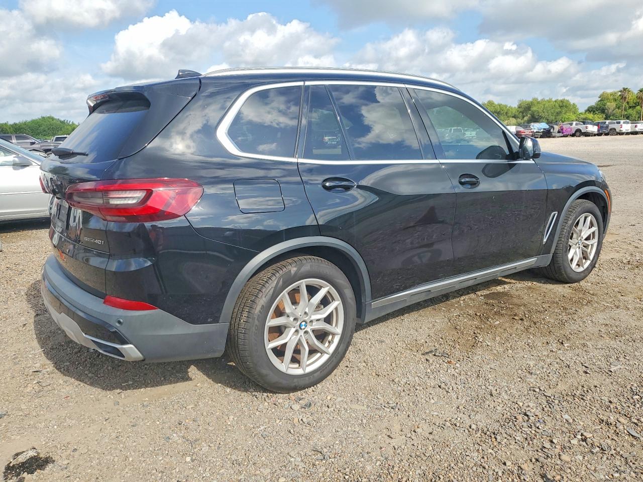2021 BMW X5 SDRIVE 40I — снимка 3