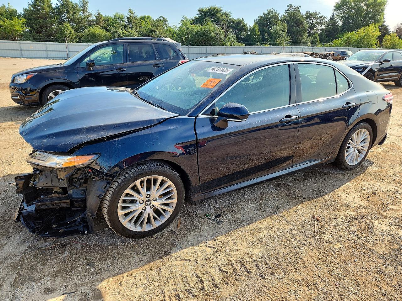 2020 TOYOTA CAMRY XLE