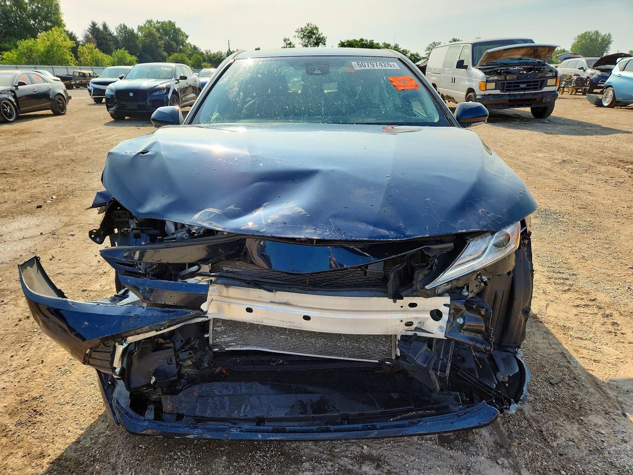 2020 TOYOTA CAMRY XLE — снимка 5