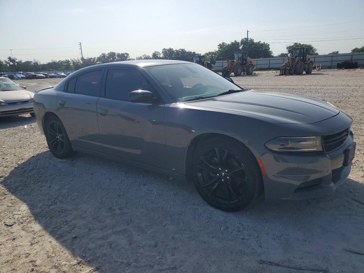 2017 DODGE CHARGER SE — снимка 4