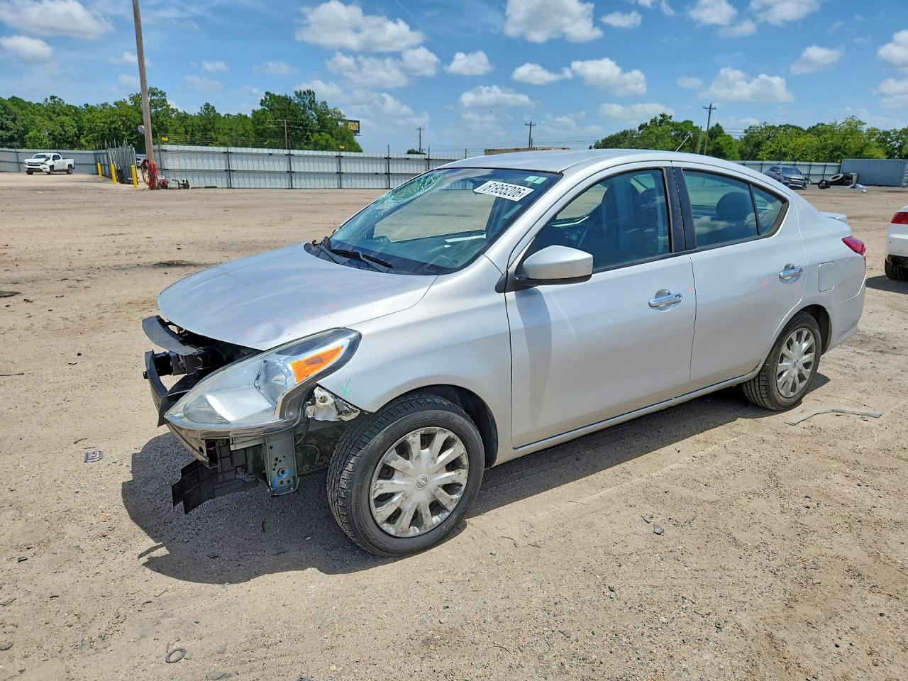 2018 NISSAN VERSA SV