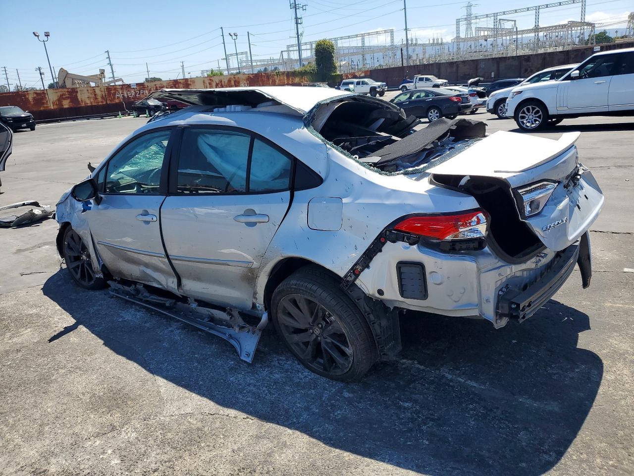 2025 TOYOTA COROLLA SE — снимка 2